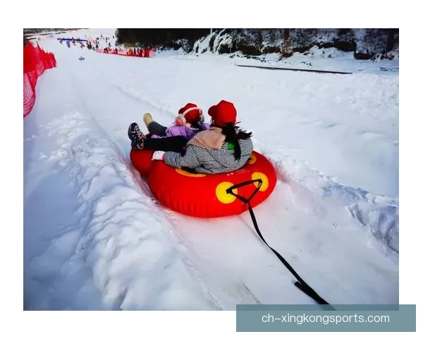 精彩绝伦！创意滑雪大赛带来的无限挑战