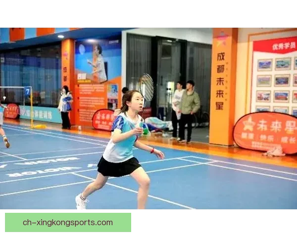 精彩回放解说，感受羽毛球魅力